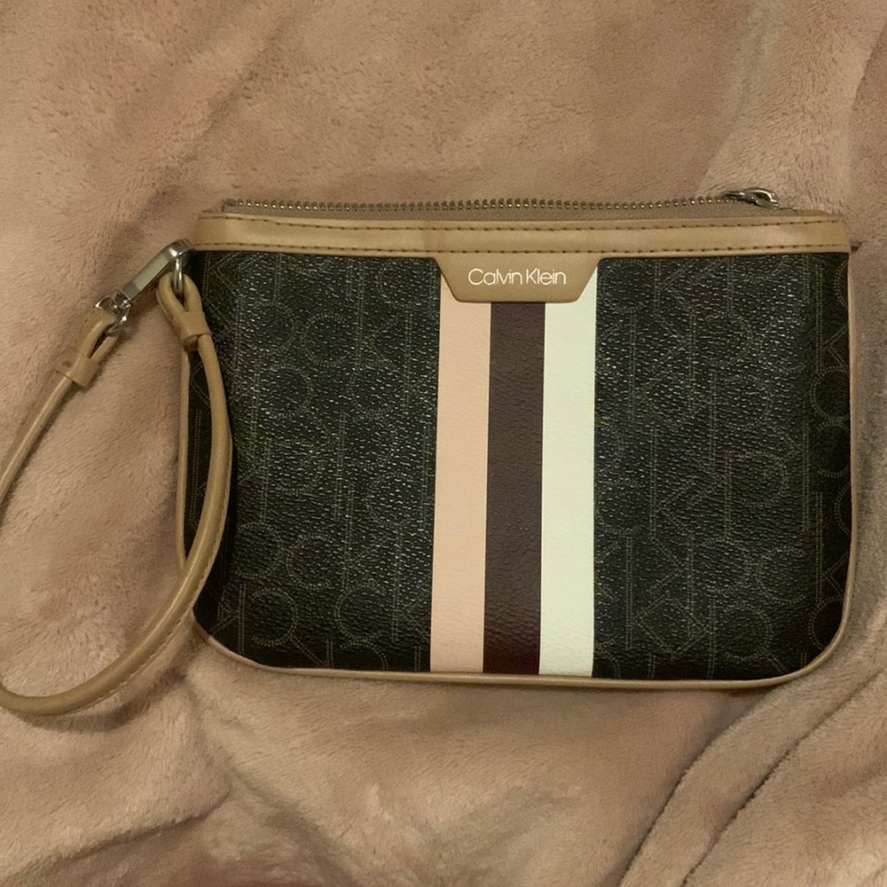 calvin klein pouch